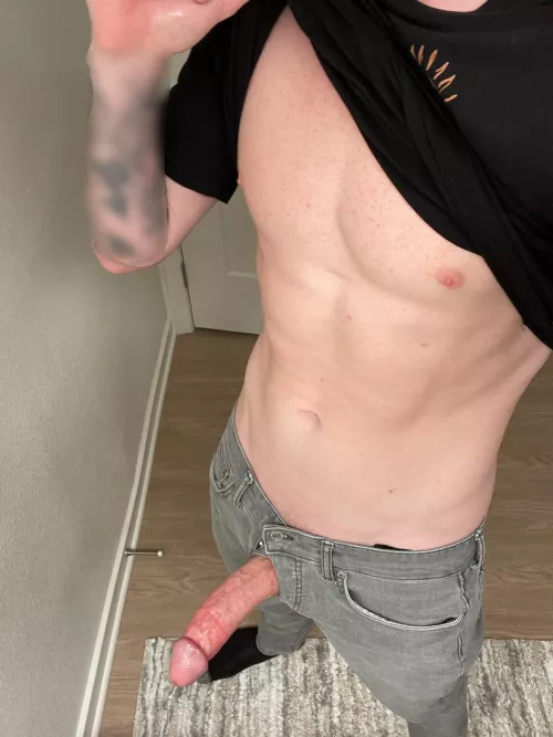 I just hate it when my dick busts out of my jeans ππ