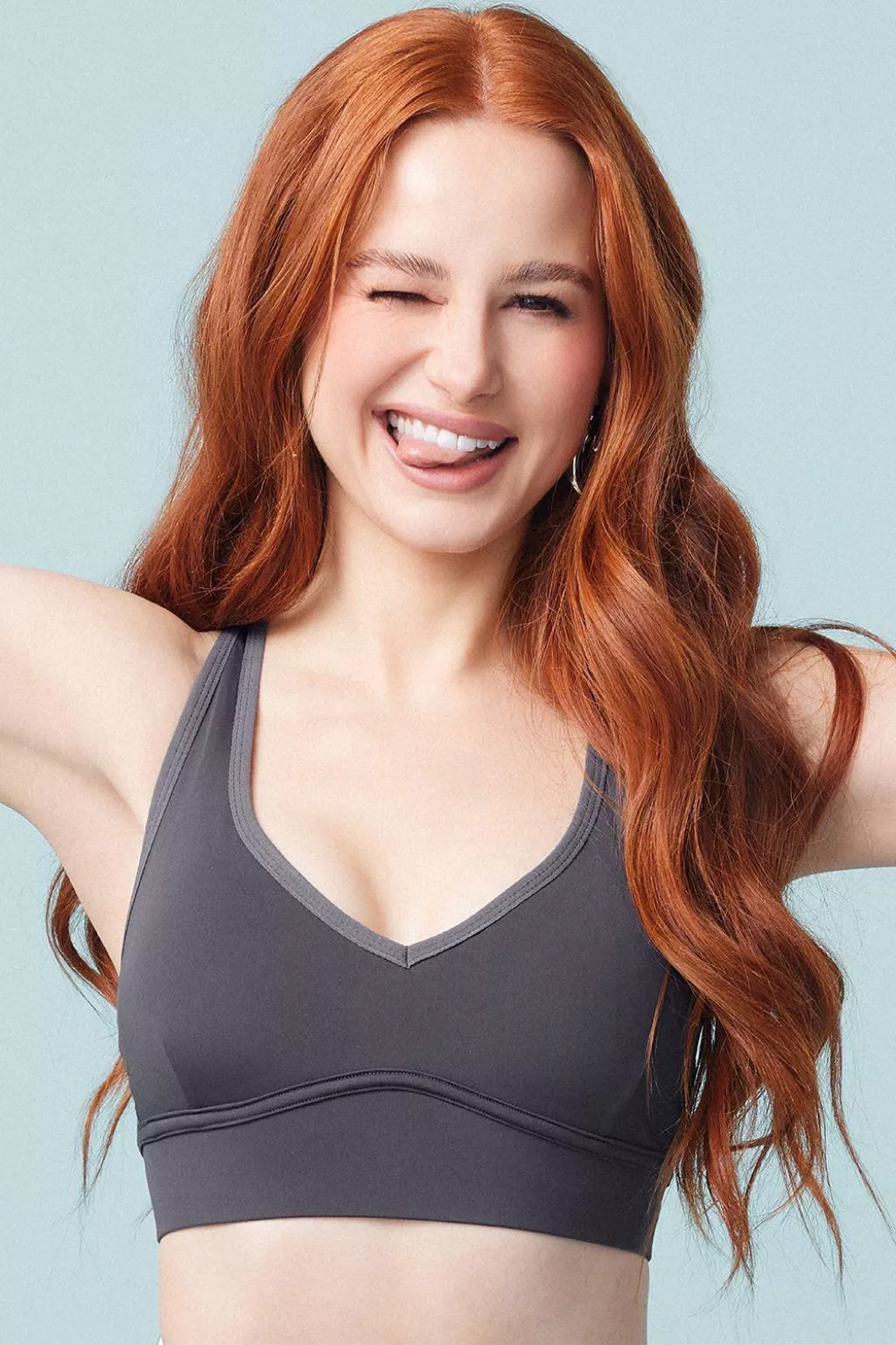 I kind of want Madelaine Petsch to play with my asshole while she milks my cock and calls me a good boy… I kind of want Madelaine Petsch to play with my asshole while she milks my cock and calls me a good boy…