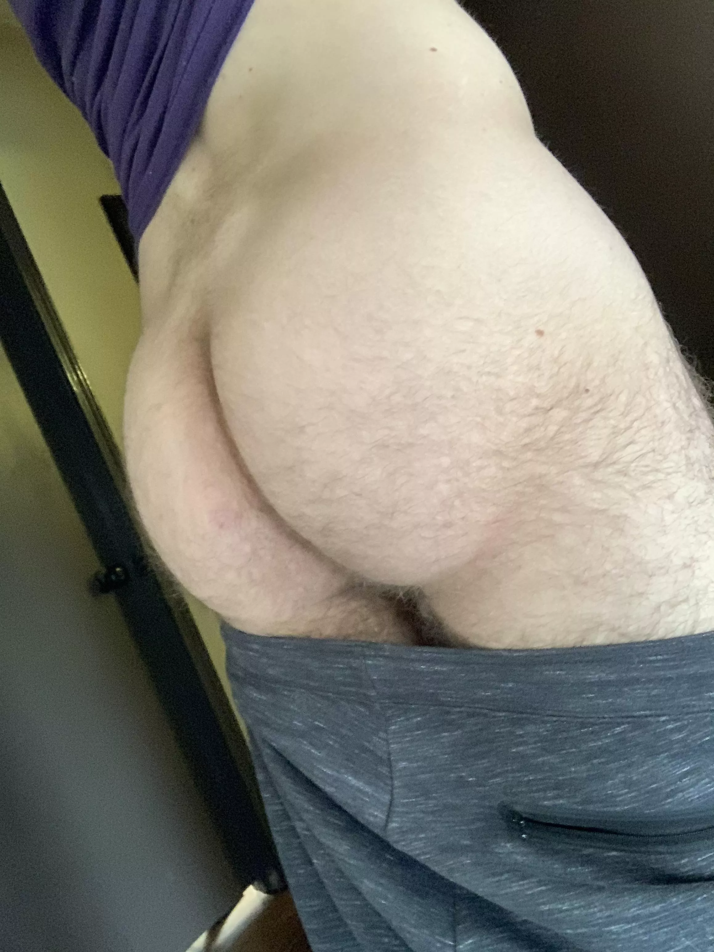 I… kinda need something pressed up against here. 😗