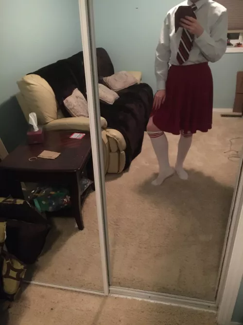 I know a lot of posts here are more NSFW, but I’m happy if at least one person likes this 🌸