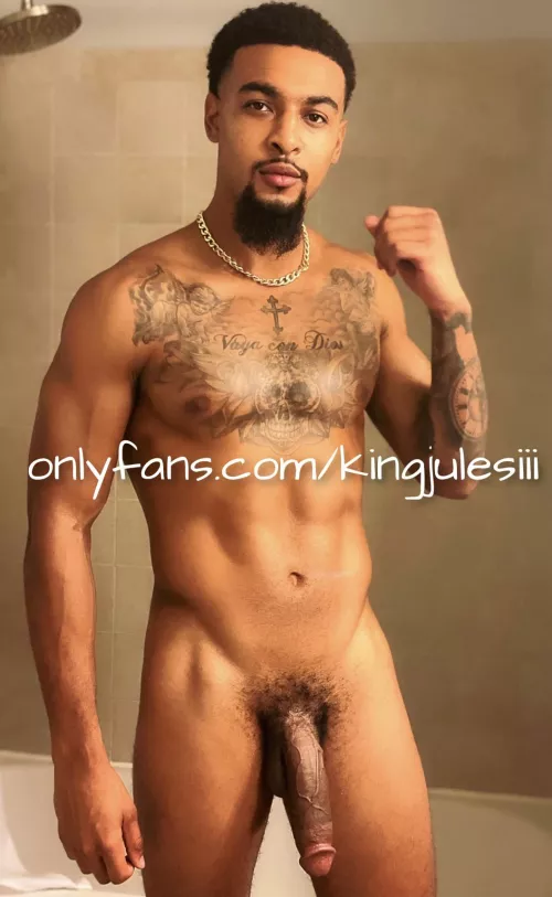 I know daddy turns you on ππ come check me out and take this big ass dick π