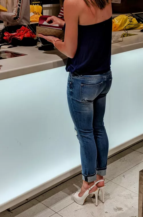 I know it's a boring picture but just thought my wife looked sexy in her tight jeans and high heels. I know it's a boring picture but just thought my wife looked sexy in her tight jeans and high heels.