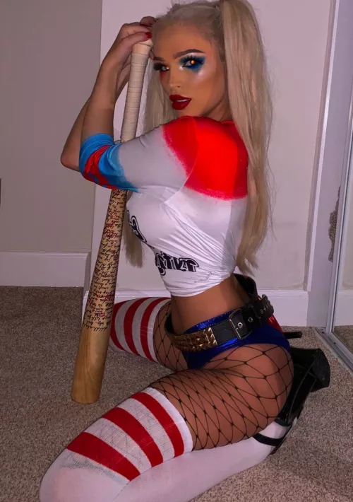 I know where I'd be sticking that bat....