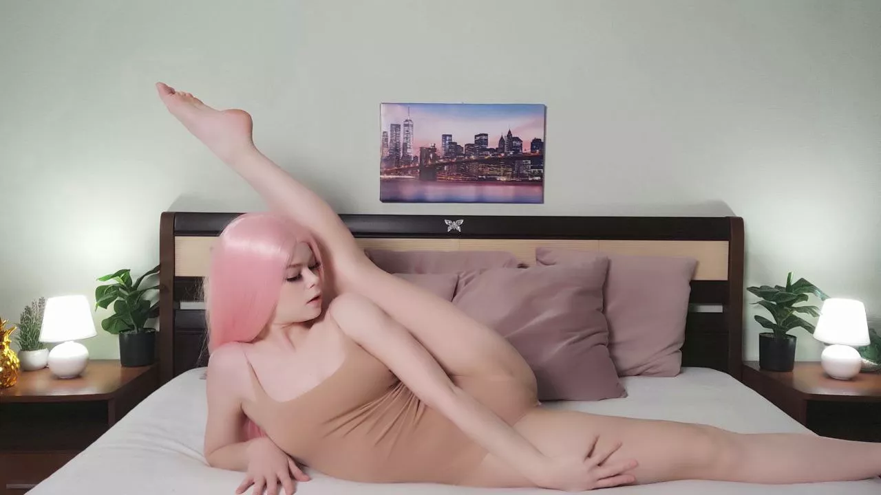 I know you like it when you see all my wet holes at once.🌺😋Do you want to fuck me?💋🔥 More in link of comments