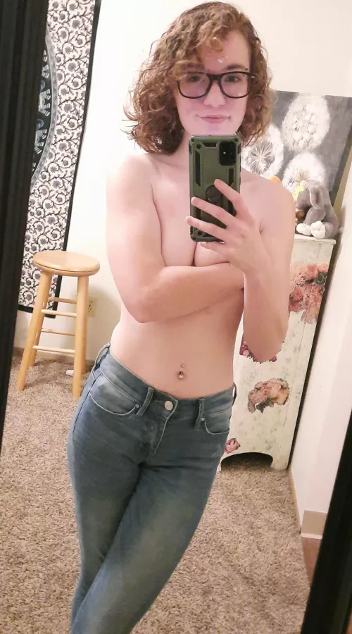 I know you wanna see my gorgeous titties but I just love not showing them to you...