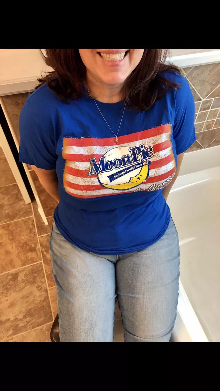I know you’d like some of my Moon Pie. (F51) 😈❤️ I know you’d like some of my Moon Pie. (F51) 😈❤️