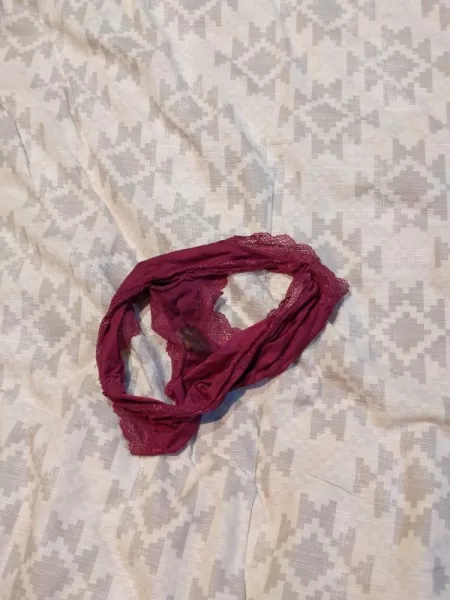 I left this present for my boyfriend to find 😂😂