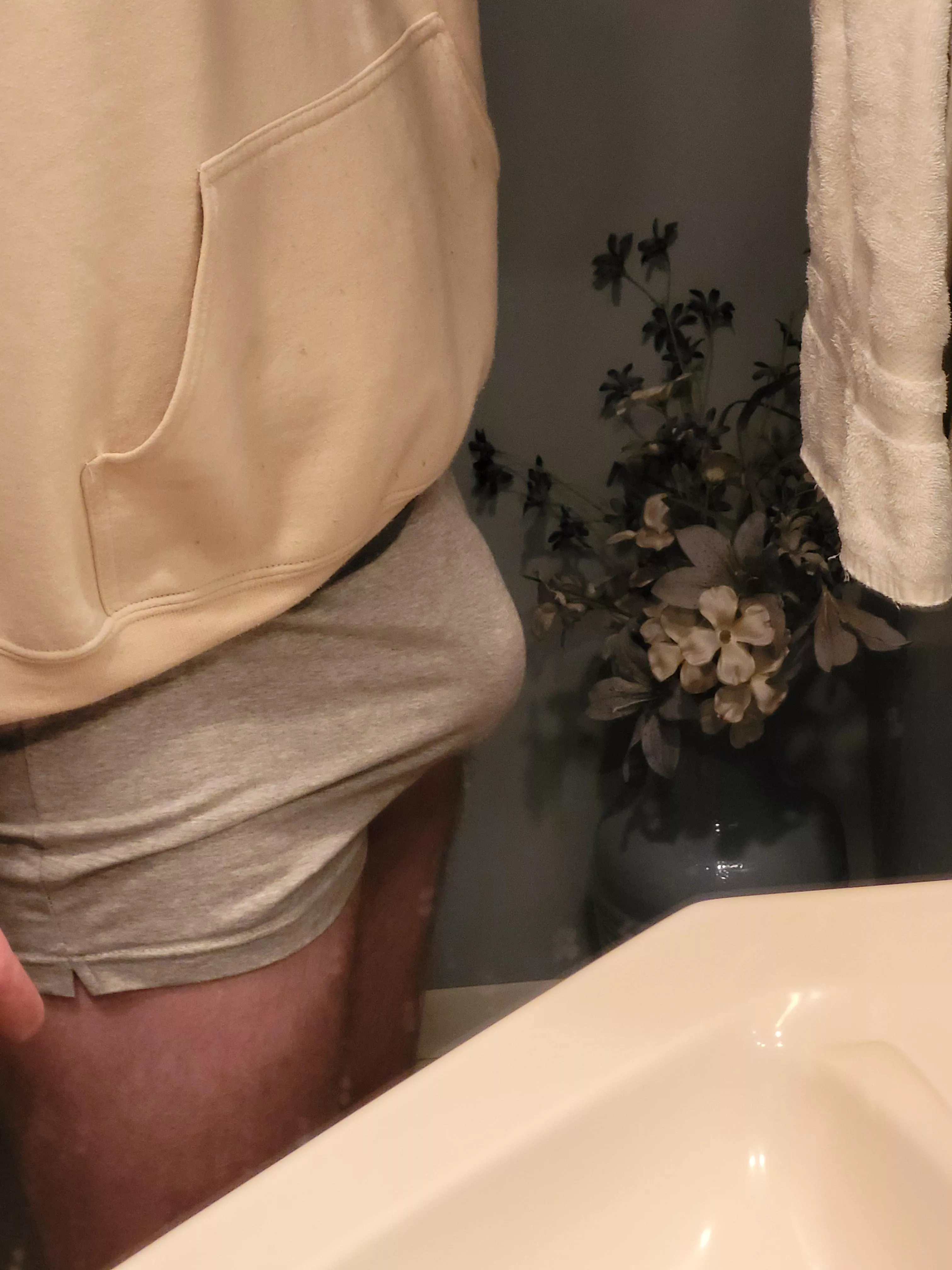 I like being noticed at the gym I like being noticed at the gym