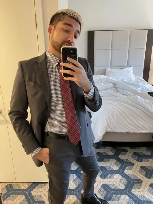 I like hotel room mirrors 😘 I like hotel room mirrors 😘