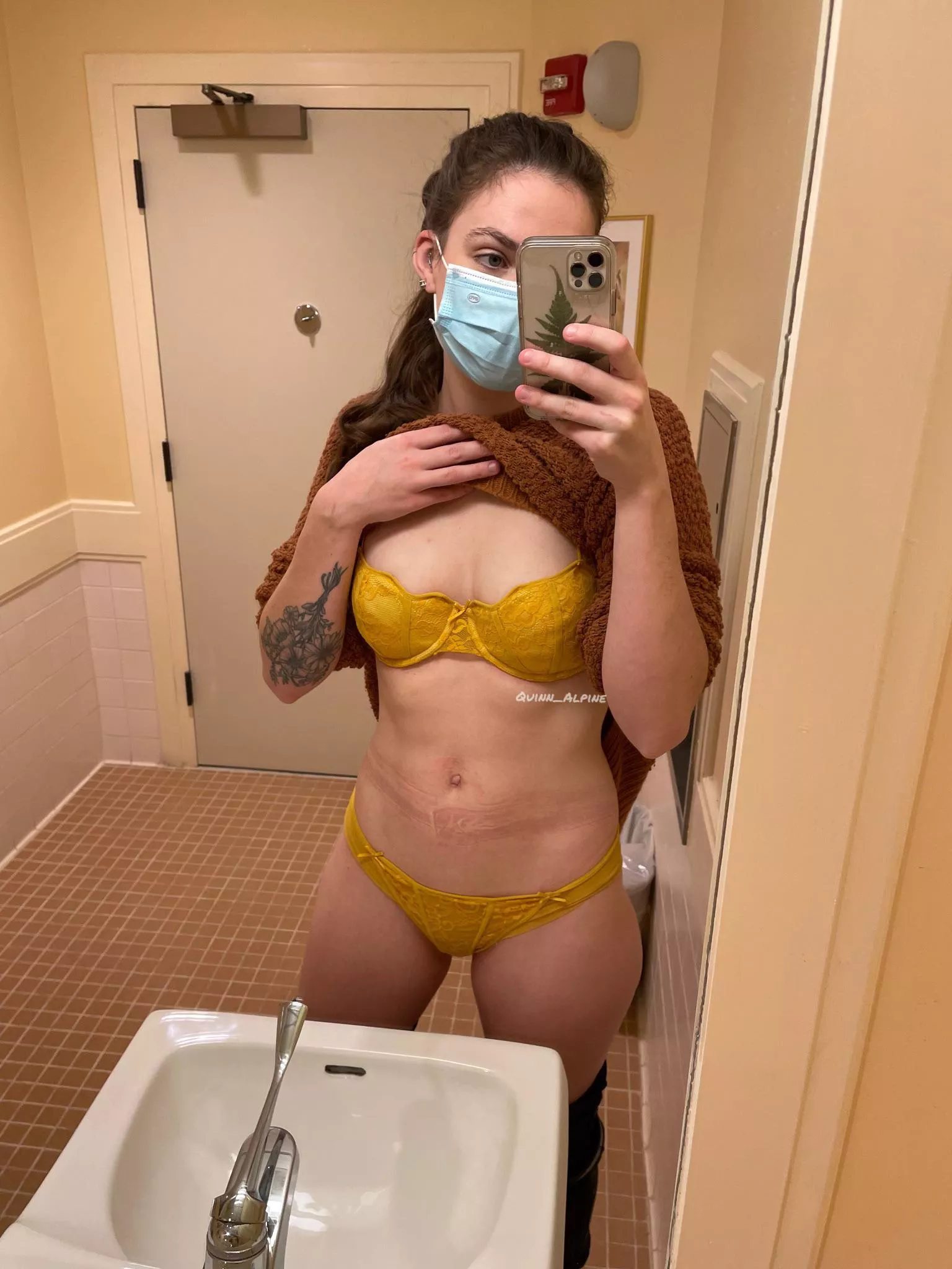 I like matching under my work clothes 😉