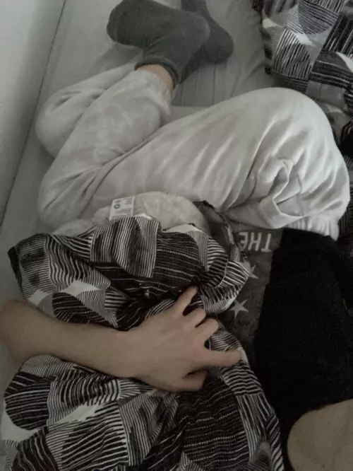 I like these white pants ☺️ I like these white pants ☺️