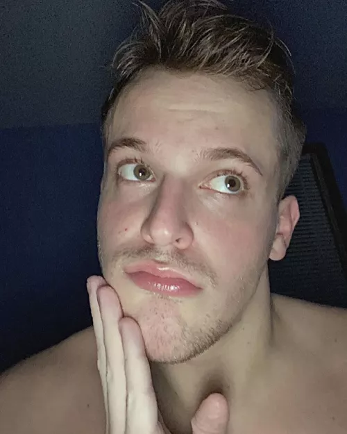 I like this picture of myself. Thatโs all. I like this picture of myself. Thatโs all.