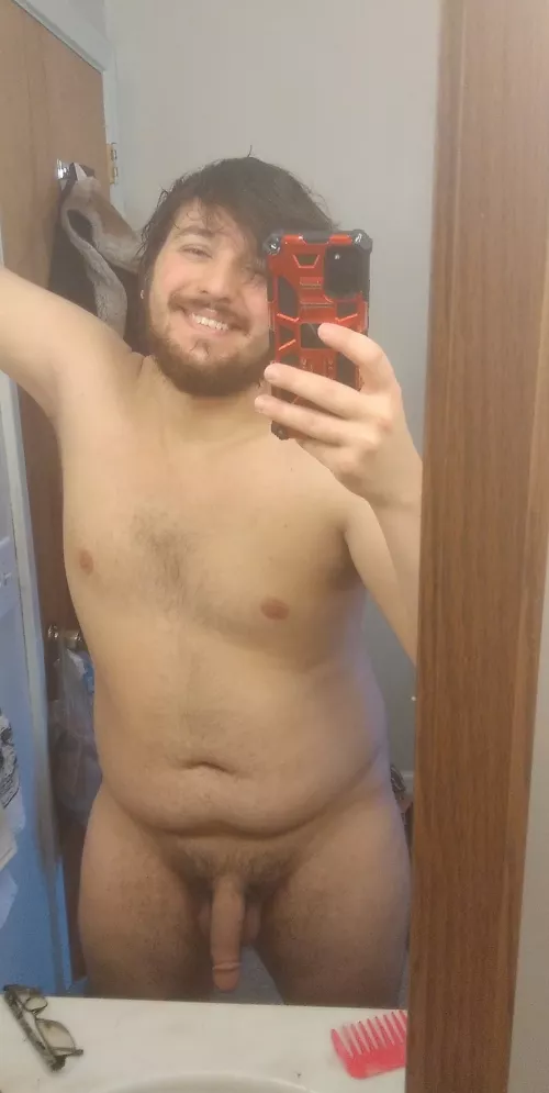 I like to blow-dry my hair after a shower. Now all I need is a blow job 😘 I like to blow-dry my hair after a shower. Now all I need is a blow job 😘