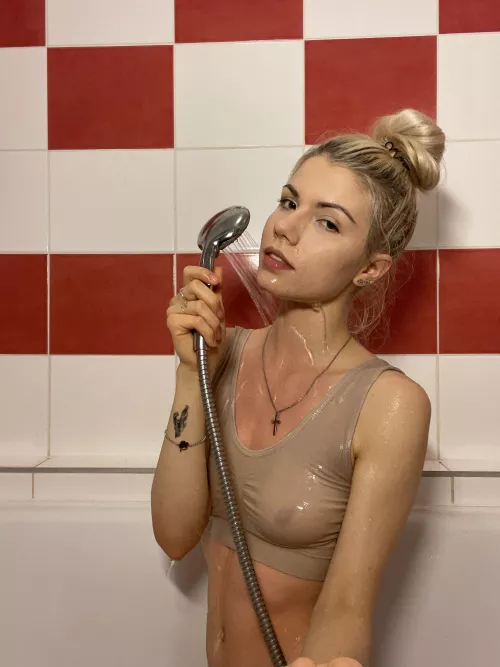 I like to get showered 🙋♀️