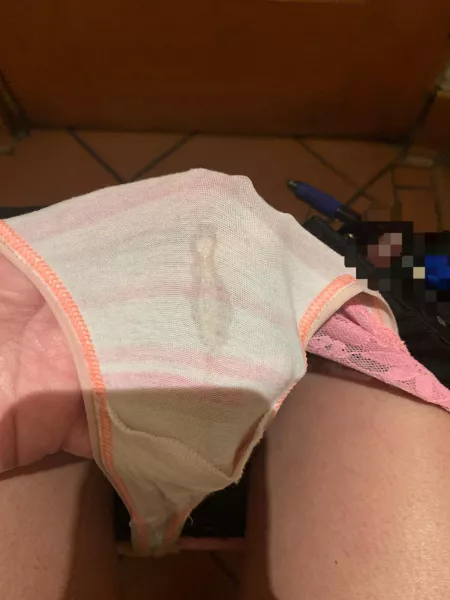 I literally just got wet scrolling through reddit