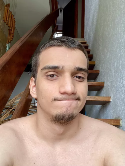 I look a bit tired, but thought about posting something. So… hey! ☺️