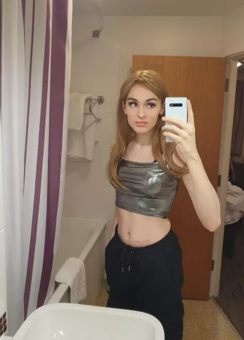 I look annoyed but I'm only annoyed cause no boybutt to destroy..