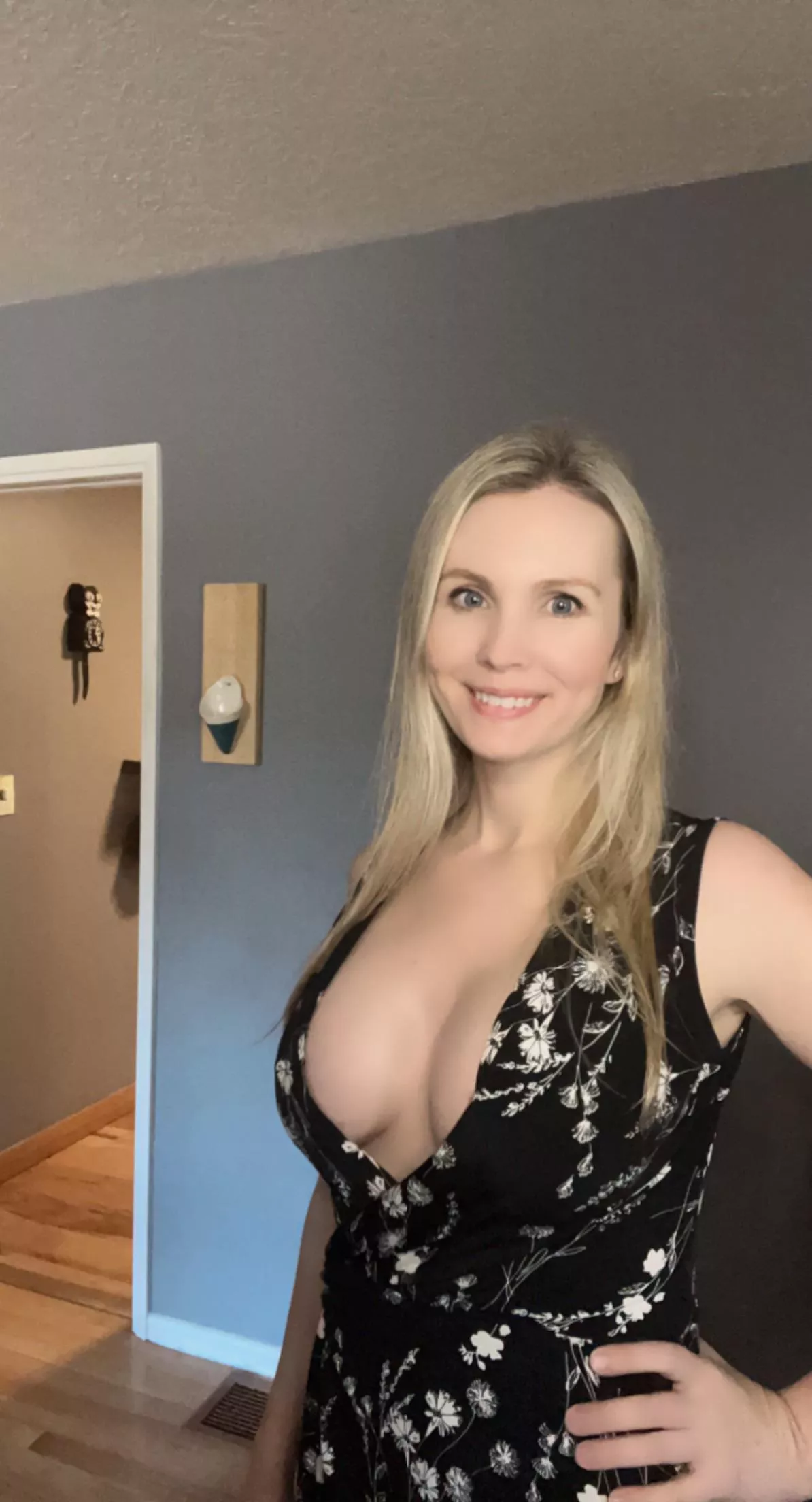 Beautiful Milf Pictures