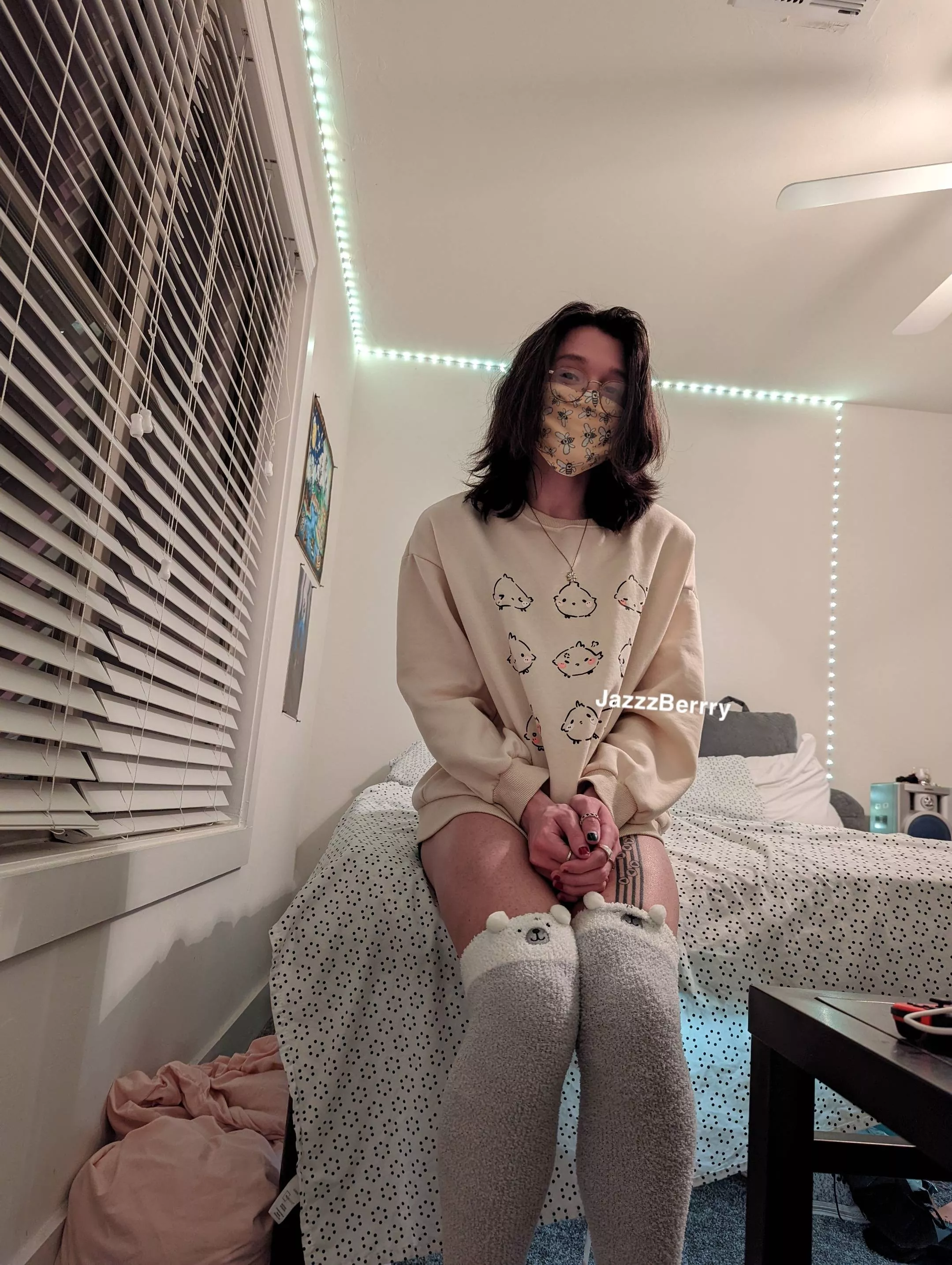 I look rly cuddly right now