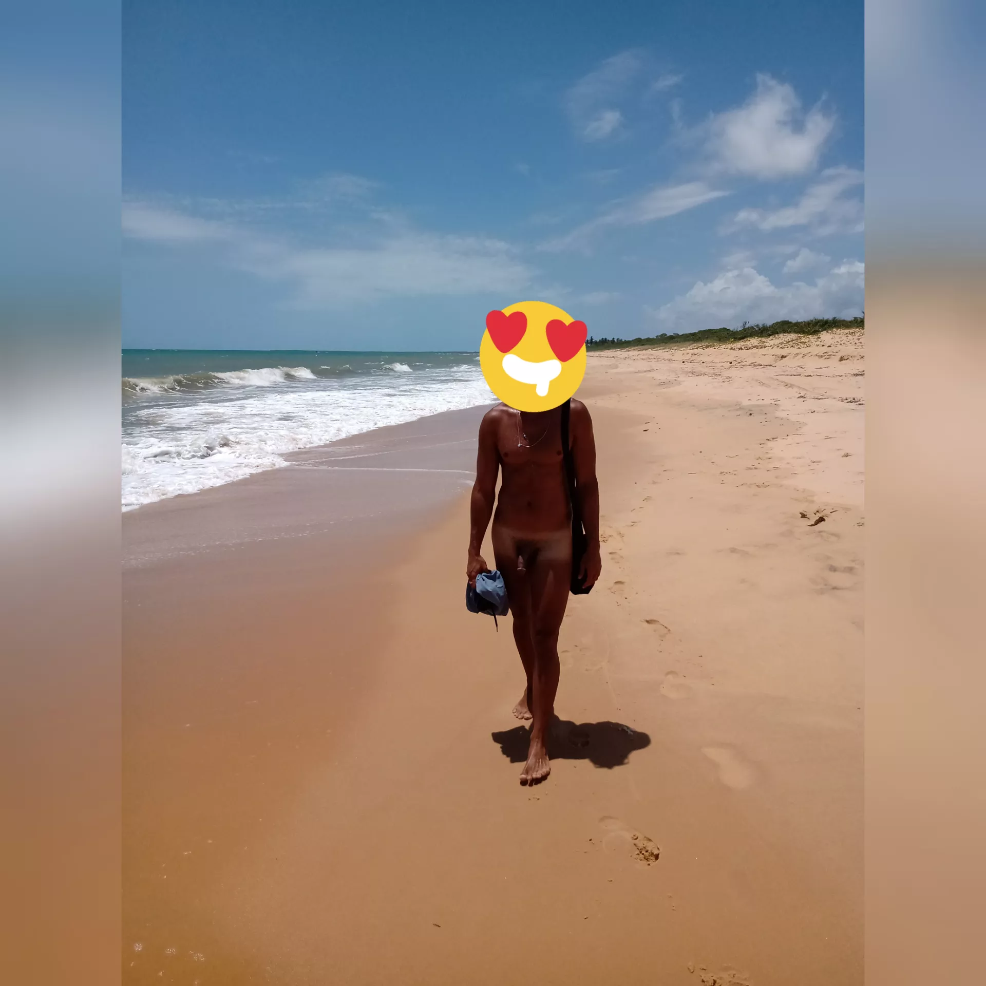 I lov walk naked on the beach. Come to see more ππ I lov walk naked on the beach. Come to see more ππ