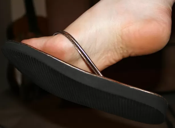I love a good shoe dangle, especially when the feet are as sexy as my wifeβs! Enjoy! ππ€€ππ