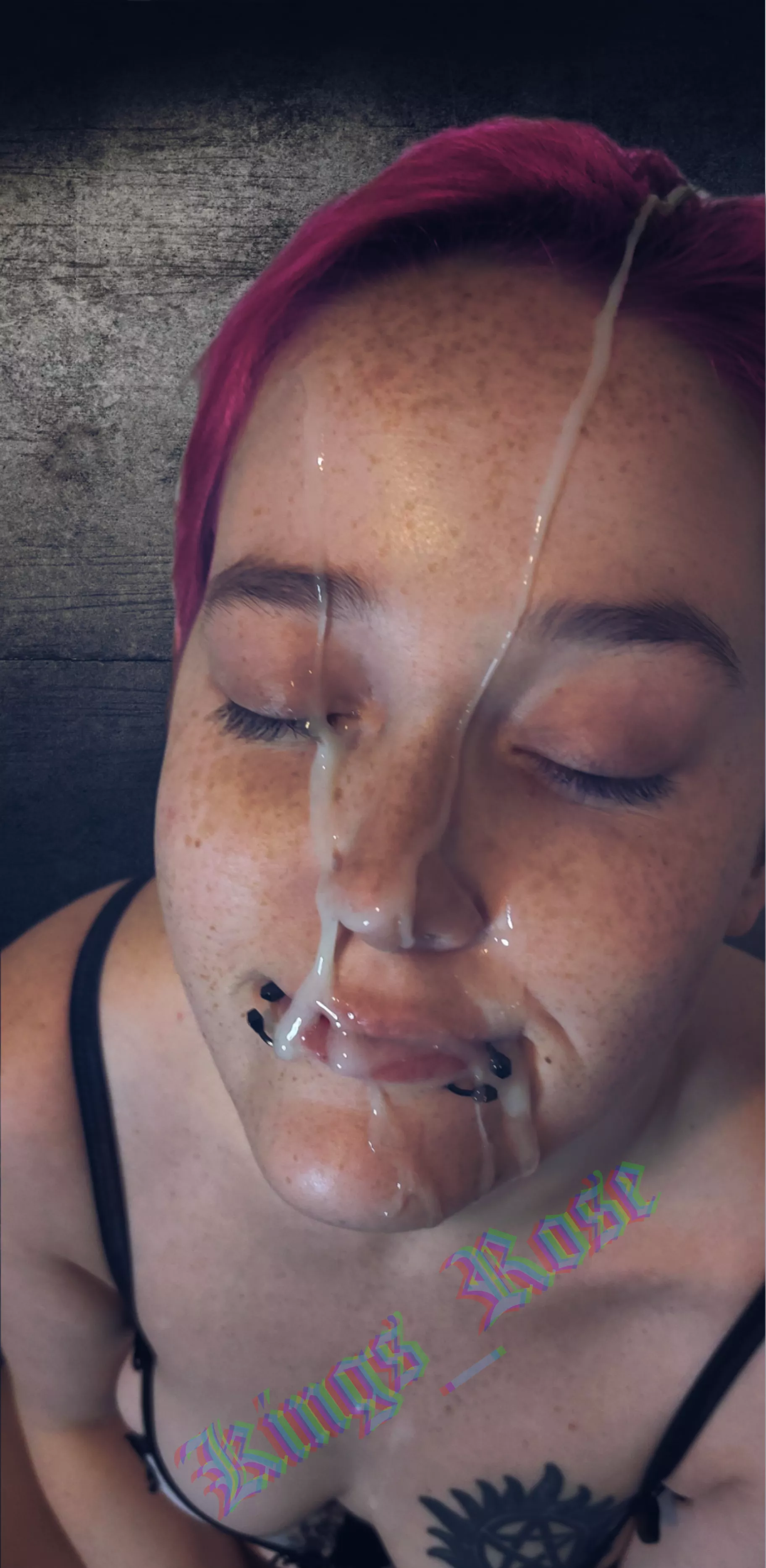 I love a thick coating on my face and up into my hair! ? Add another layer Daddy?