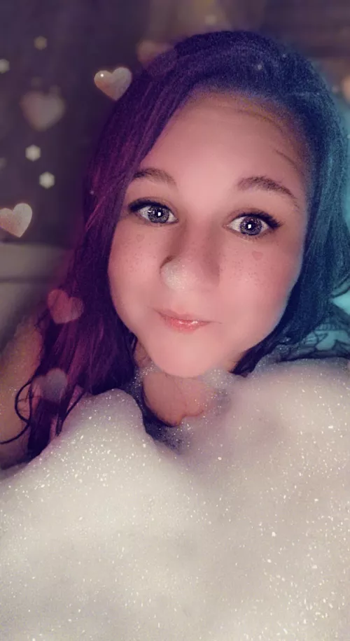 I love bathtime 💜💜