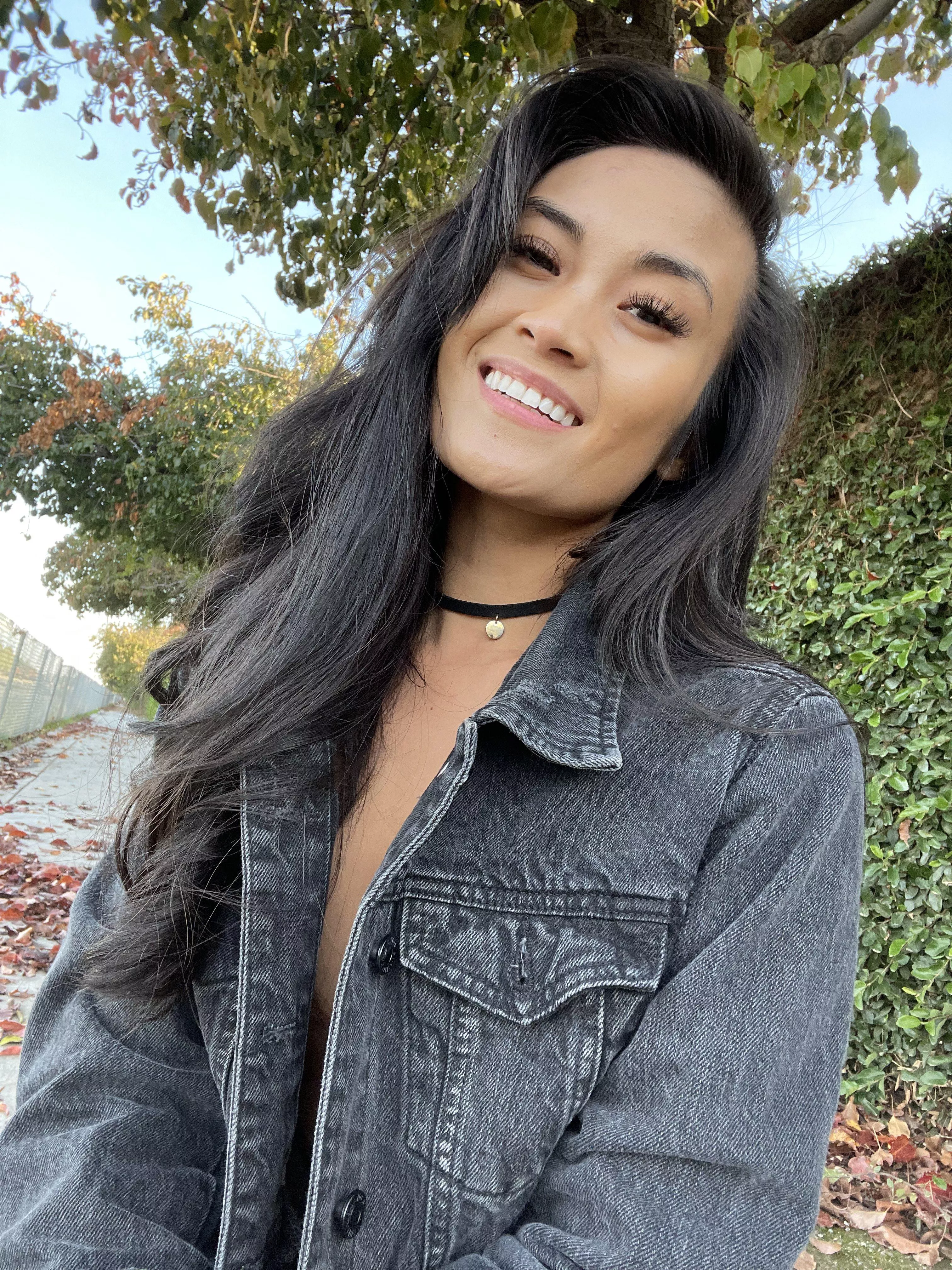 I love being a naughty and cute Asian 😈