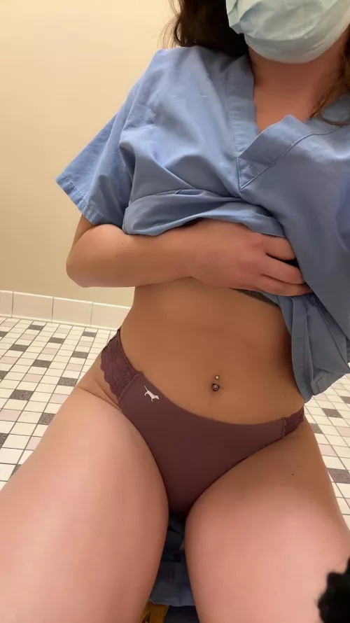 I love being naughty when I shouldn’t 😍