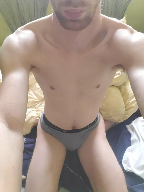 I love being on my knees to serve a goddess I love being on my knees to serve a goddess