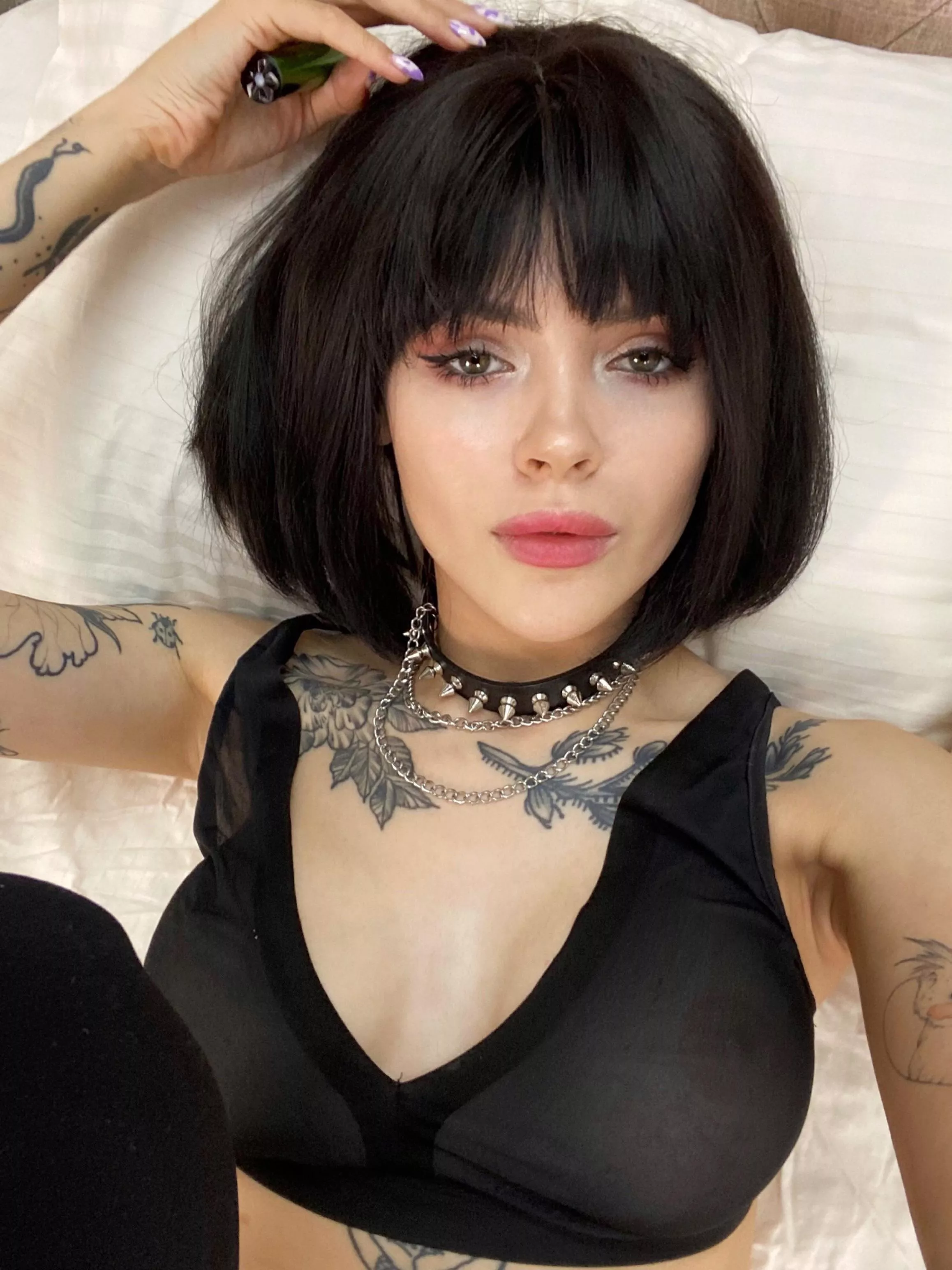 I love bra in which the breasts are visible☺️ I love bra in which the breasts are visible☺️