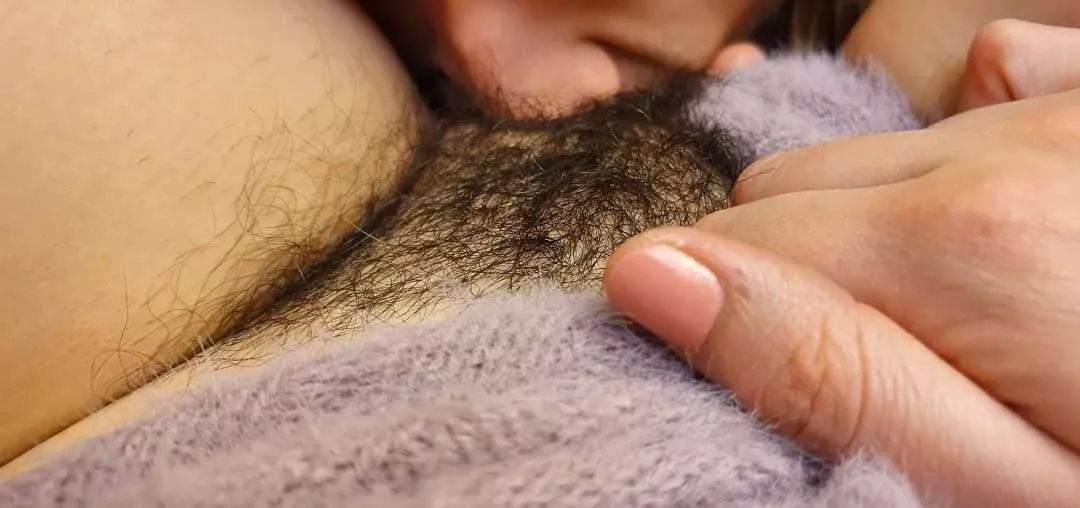 I love going down on this hairy lady I love going down on this hairy lady