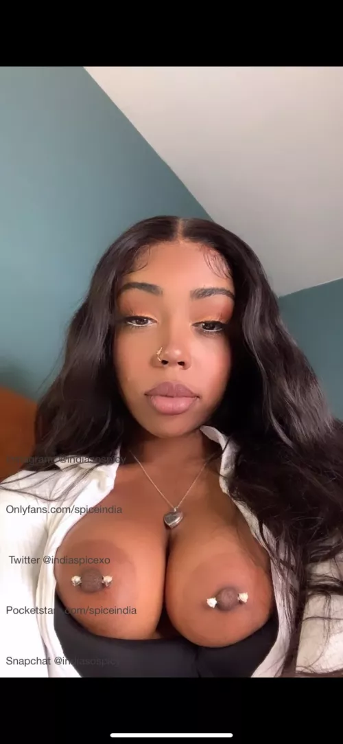 I love her lips