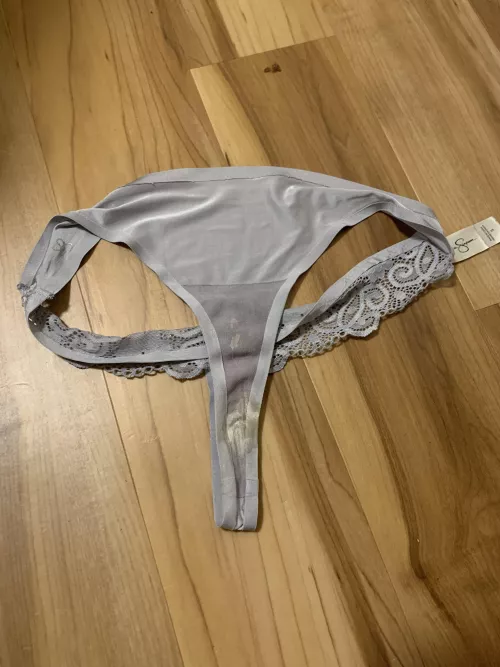 I love how my swollen clit leaves it’s own marking 😃