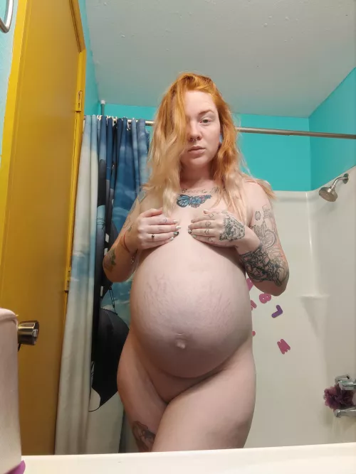 i love how sexy i feel being pregnant! what do you think? what would you do?