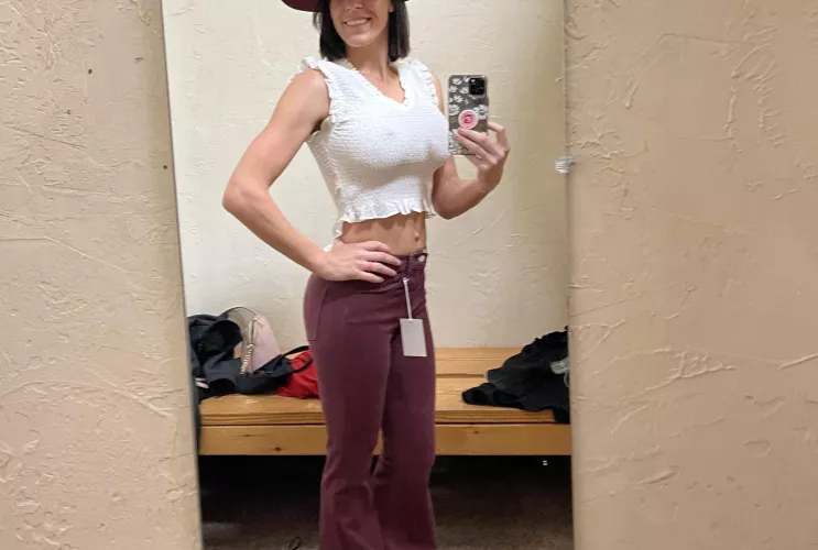 I love it when guys stare.