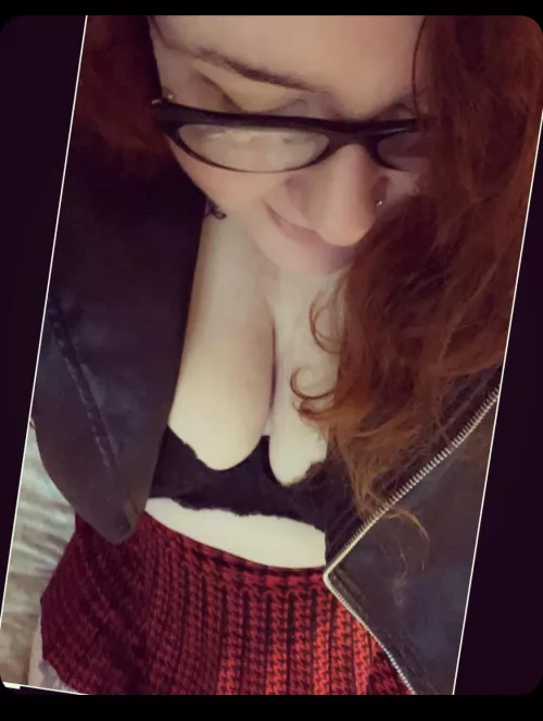 I love leather and the guys who wear it ;) I love leather and the guys who wear it ;)