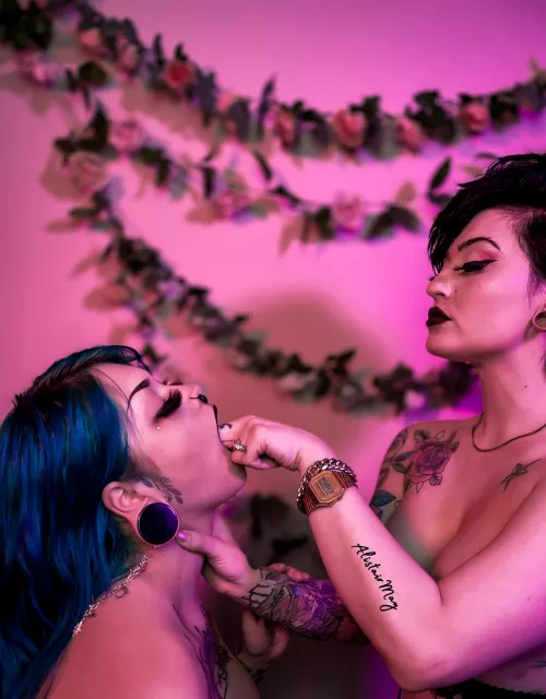 I love making her gag π