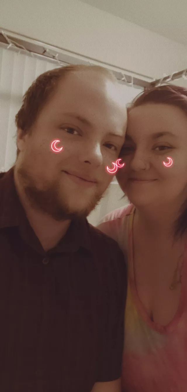 I love my daddyy sooo much, I'm so so so lucky nnd I am the luckiest little ever!!! Can't believe he's mine 💜💜💜