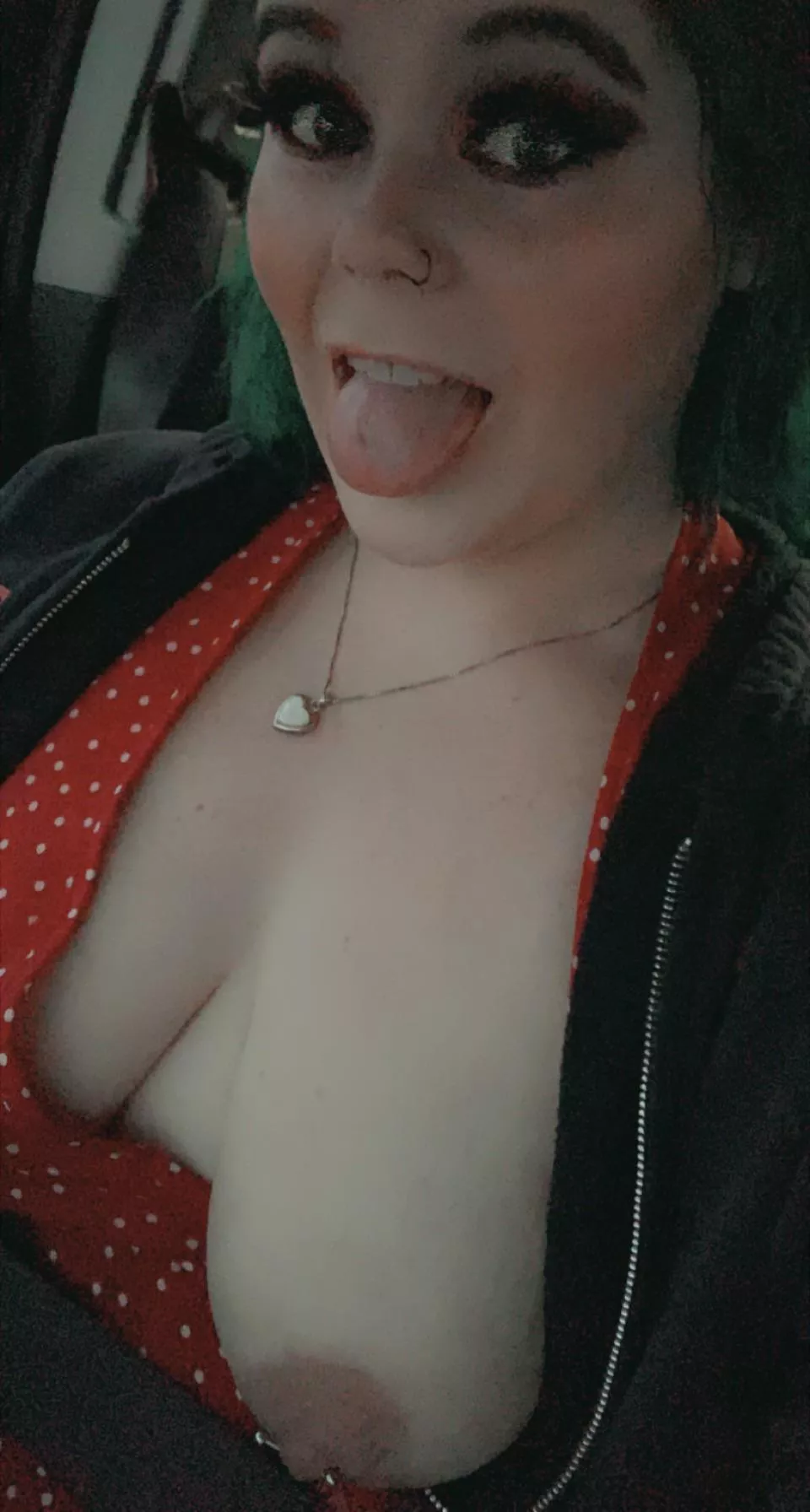 I love sending pics like this to my guy friends I love sending pics like this to my guy friends
