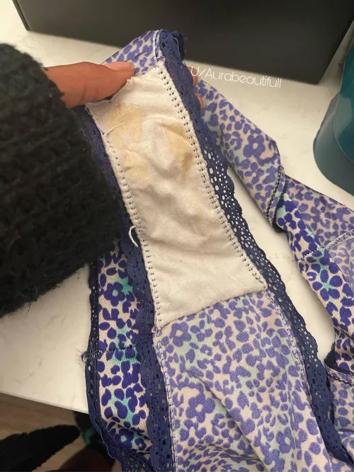 I love smelling my own panties after a long sweaty dayππ€€