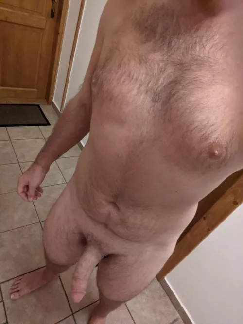 I love strutting around fully nude, join me? I love strutting around fully nude, join me?