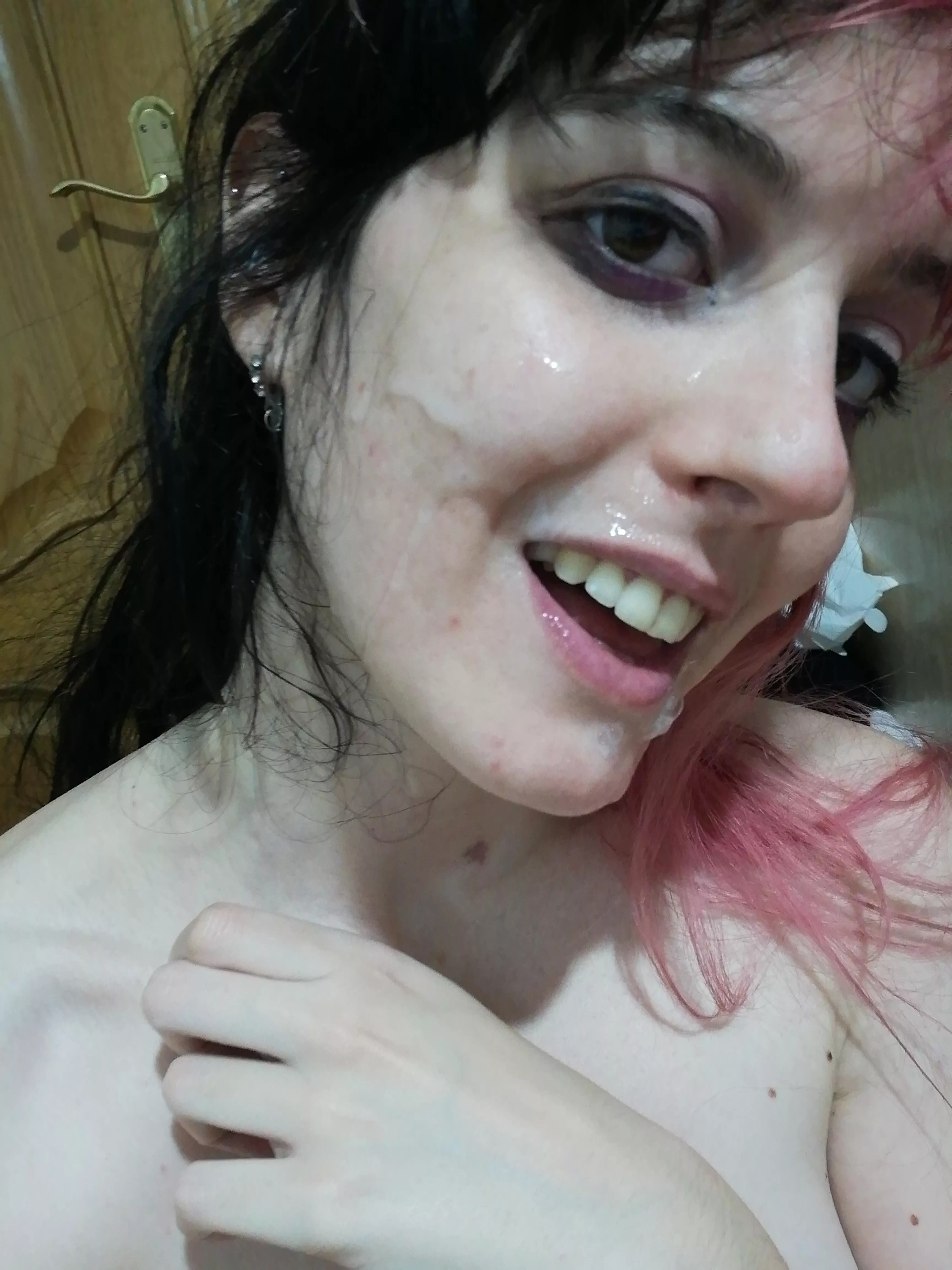 I love the feeling of cum on my face I love the feeling of cum on my face