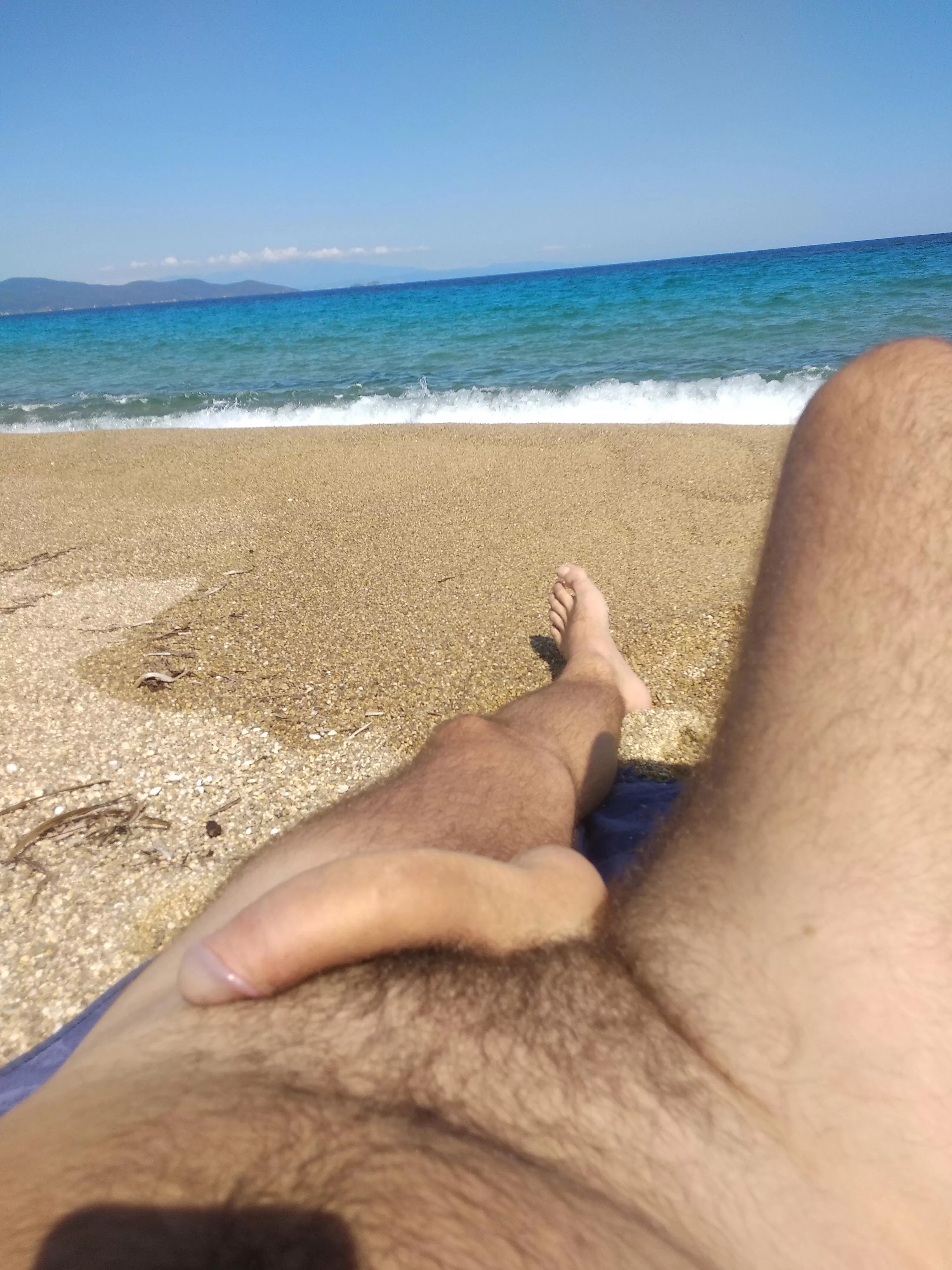 i love the feeling of the wind and sun all over me