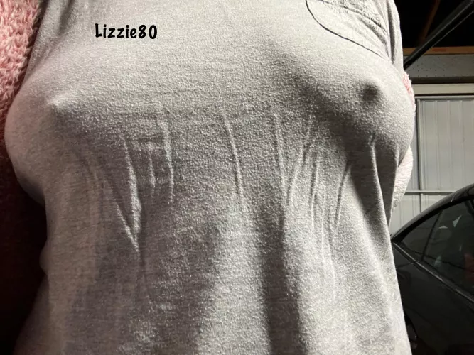 I love the shape of my boob with no bra on