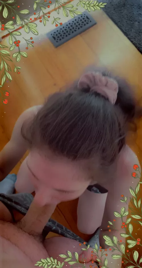 I love the way she sucks cock 🤤😍💦 I love the way she sucks cock 🤤😍💦
