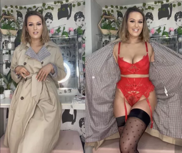 I love the way this lingerie flatters my curves. I love the way this lingerie flatters my curves.