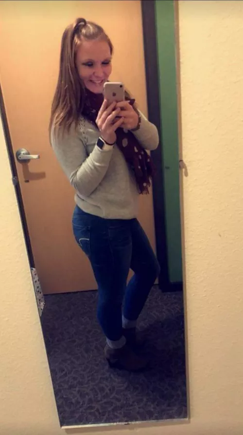 I love this pic because you can kind of see my panty line haha