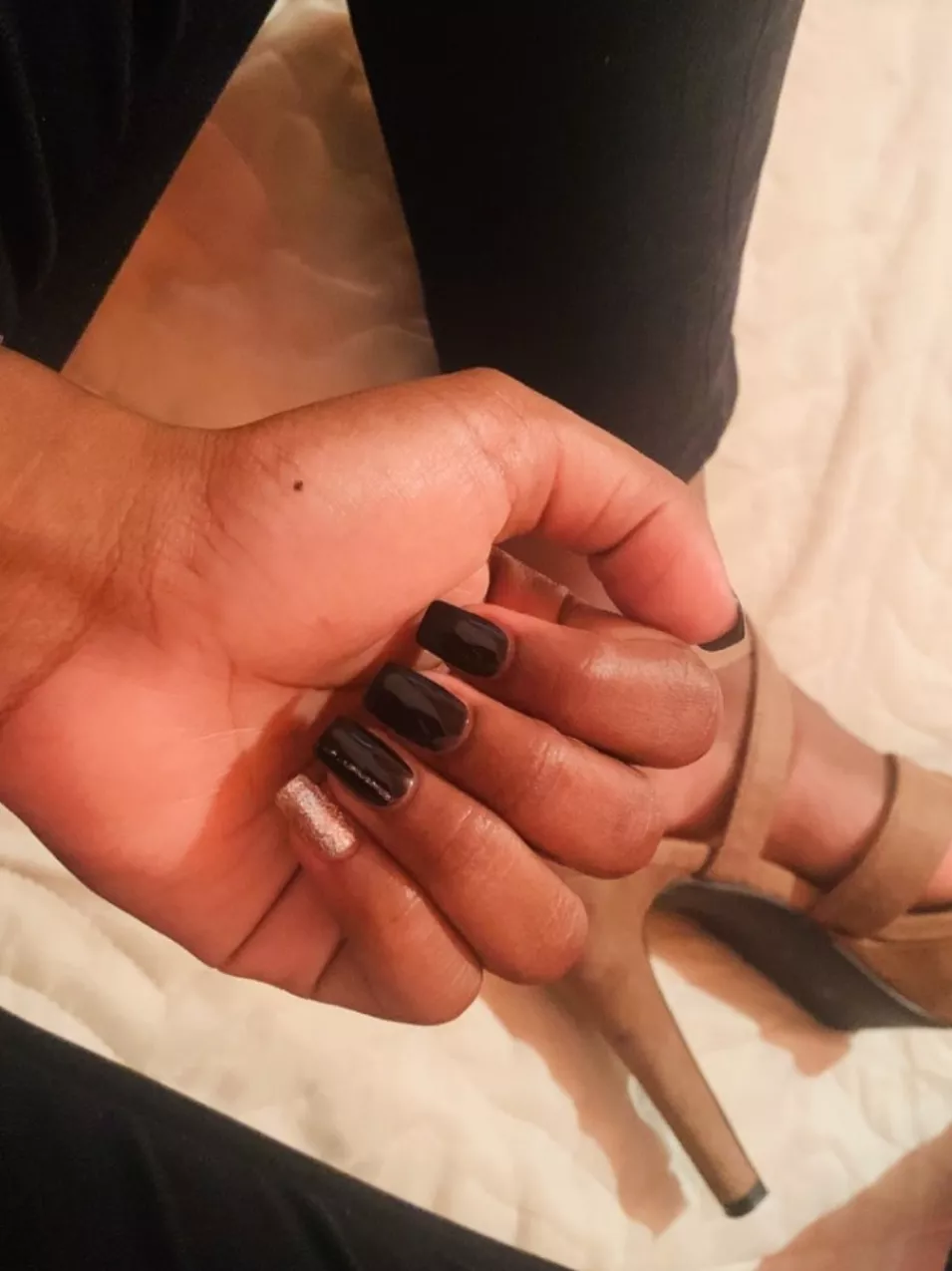 I love those heels???