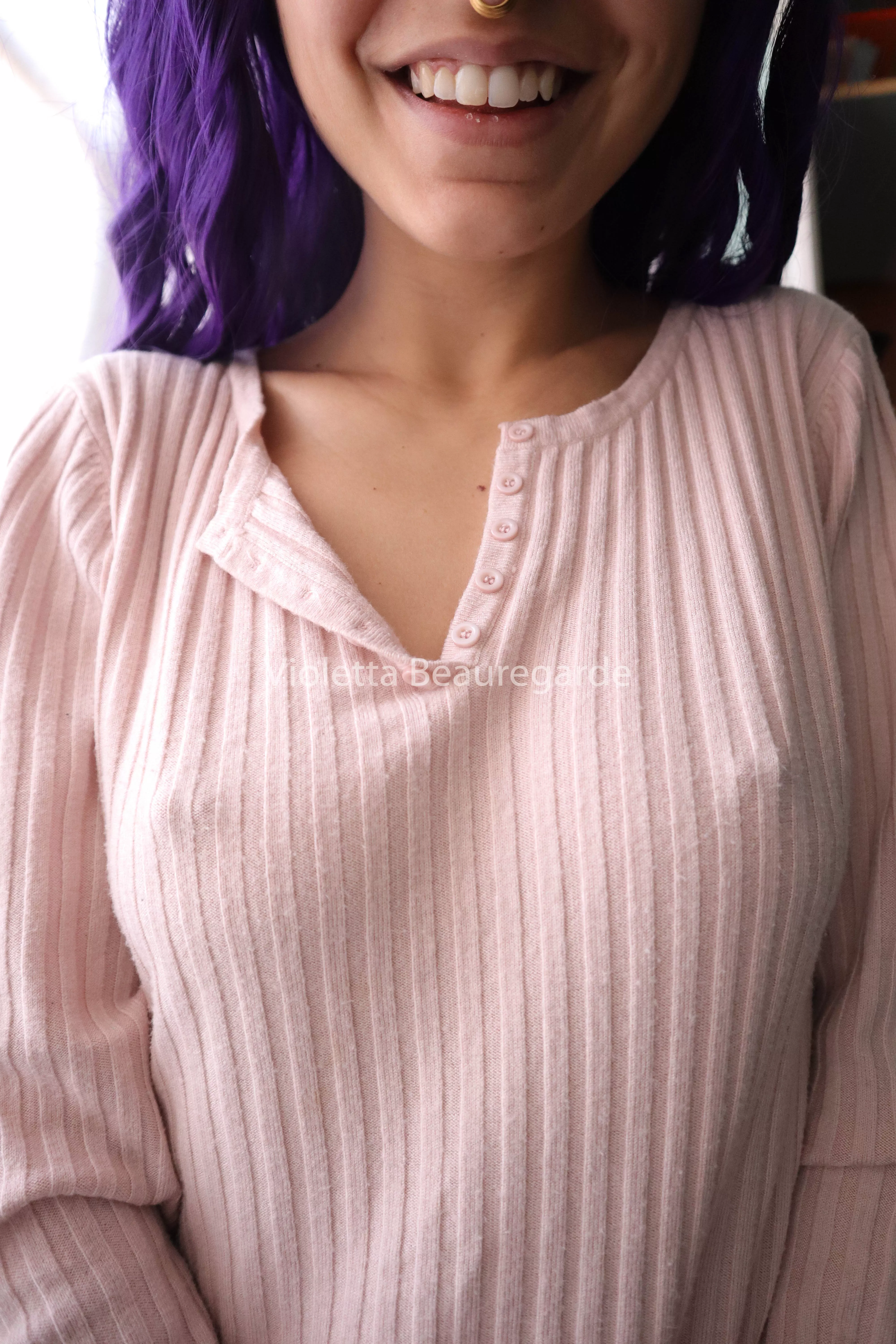 I love to show my pokies to strangers